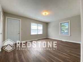 148 Hunter Ave in Elon, NC - Building Photo - Building Photo