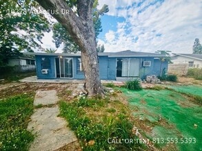 10228 Amadeus Dr in Port Richey, FL - Building Photo - Building Photo