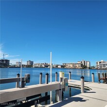 336 Lagoon Ave in Naples, FL - Foto de edificio - Building Photo