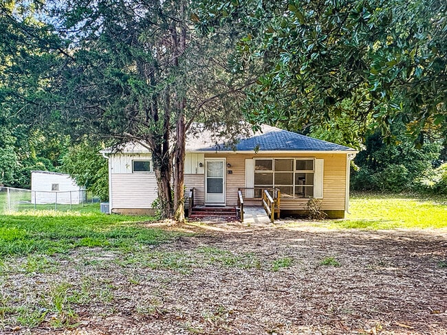 property at 416 Burbank St