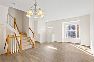 1338 Hill Born Dr in Hanover, MD - Building Photo - Building Photo