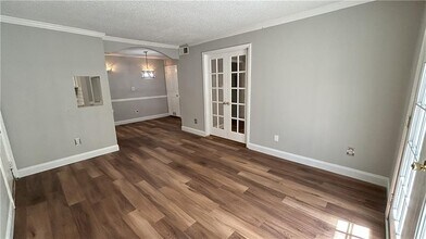 1212 Utoy Springs Rd SW in Atlanta, GA - Building Photo - Building Photo