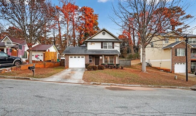 property at 2732 Silver Hill Terrace SE