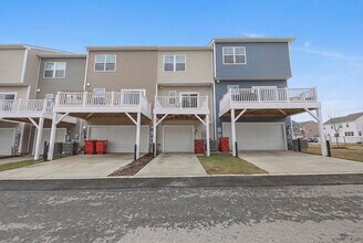 51 Short Br Dr in Ranson, WV - Building Photo - Building Photo