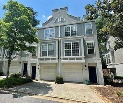 1166 Village Ct SE in Atlanta, GA - Building Photo