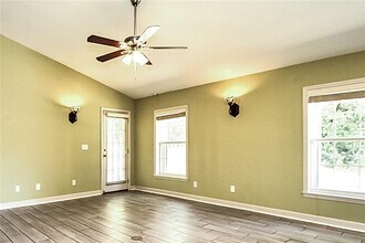 913 Redwood St in Daytona Beach, FL - Building Photo - Building Photo