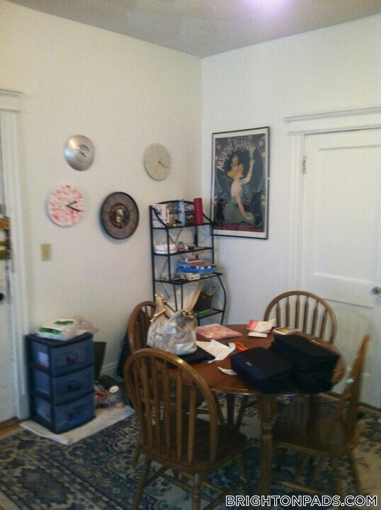 11 Cummings Rd, Unit 1 in Boston, MA - Foto de edificio