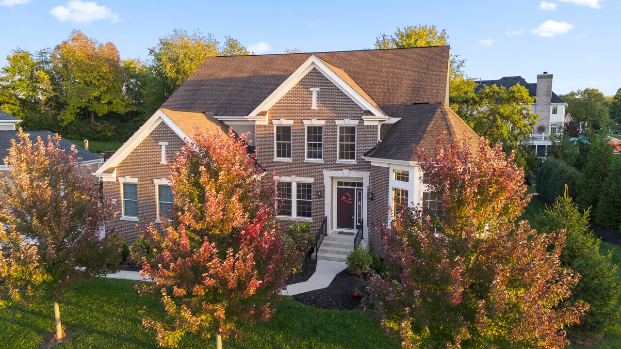 10599 Geist View Dr in Fishers, IN - Building Photo