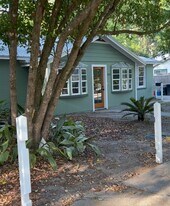 1027 NW 11th Ave in Gainesville, FL - Building Photo