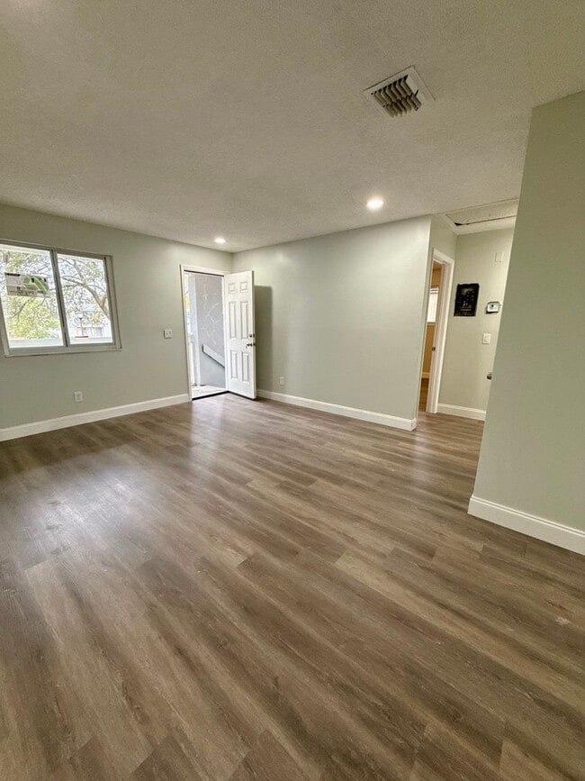 5035 Westchase Ct in Jacksonville, FL - Building Photo - Building Photo