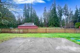 11641 204th Ave NE in Redmond, WA - Building Photo - Building Photo