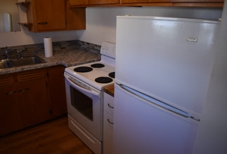 717 Willow St in Fairmont, MN - Building Photo - Building Photo
