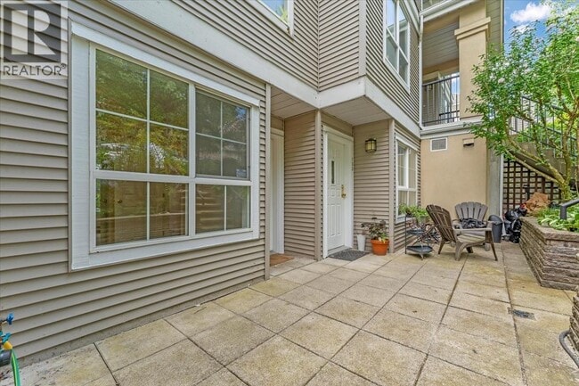property at 1408-1408 Cartier Ave