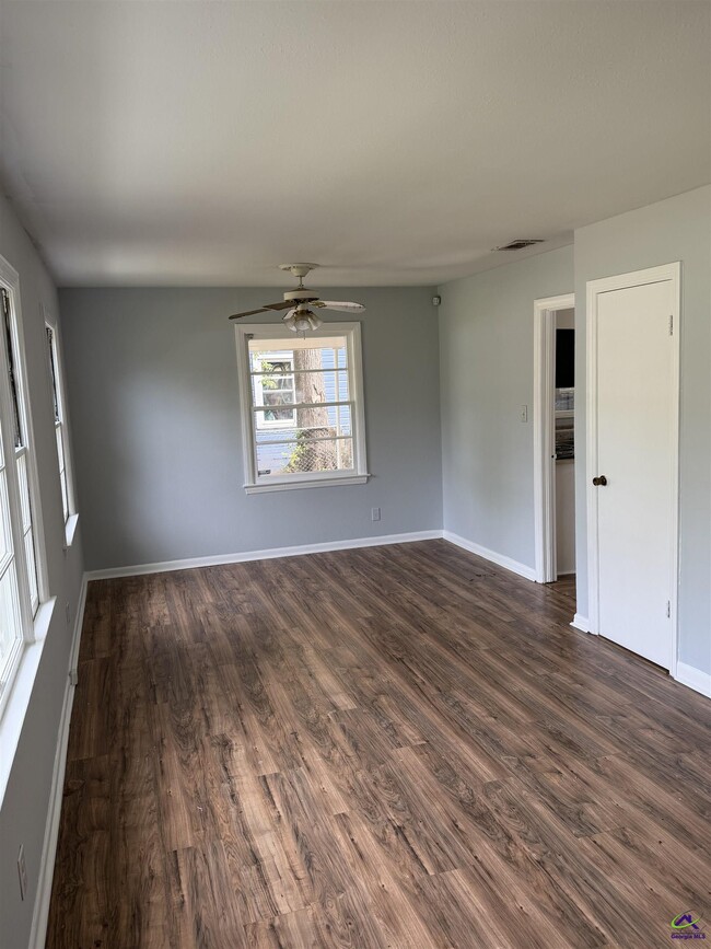 202 Ruzelle St in Warner Robins, GA - Building Photo - Building Photo