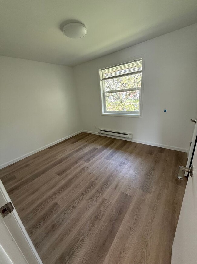 8352 Wabash Ave S in Seattle, WA - Building Photo - Building Photo