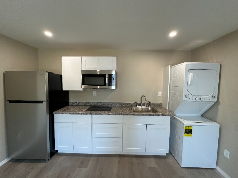 180 S Glenwood St in El Paso, TX - Building Photo
