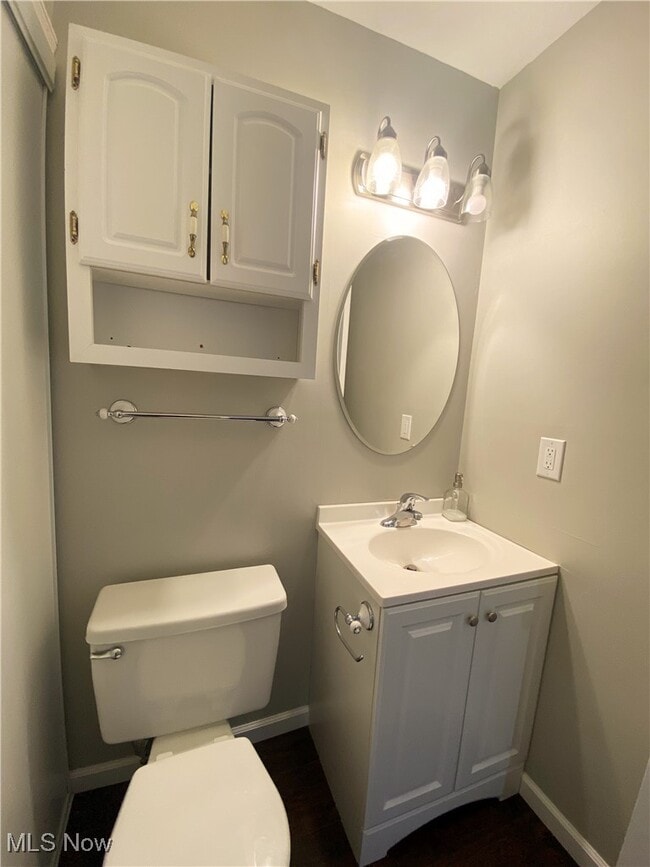 property at 1480 Cedarwood Dr