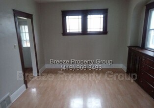 733 E Oakland St in Toledo, OH - Building Photo - Building Photo