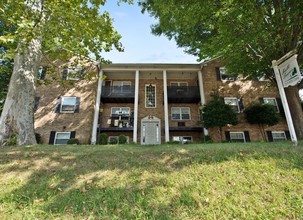 Tall Trees I in Ridley Park, PA - Building Photo - Building Photo