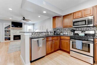 3601 Menchaca Rd in Austin, TX - Building Photo - Building Photo