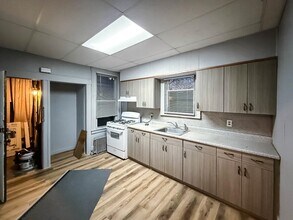 57 Roosevelt Ave in Jersey City, NJ - Building Photo - Building Photo