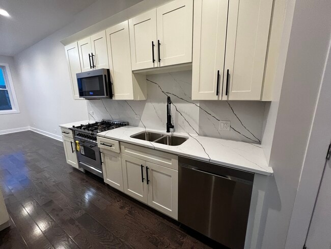 4819 Main St in Skokie, IL - Building Photo - Building Photo