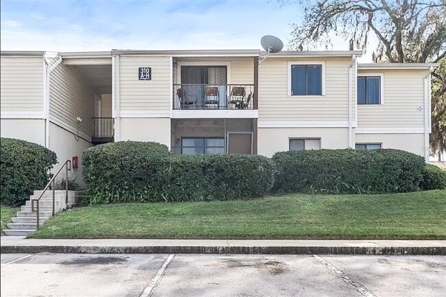property at 310 Cherokee Ct