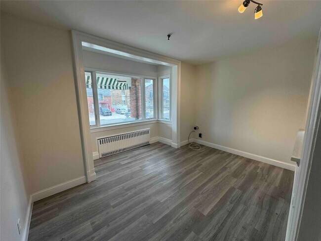 150 Beach 128th St, Unit 2 in Queens, NY - Building Photo - Building Photo