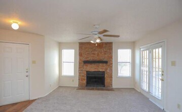 3811 Block Dr in Irving, TX - Building Photo - Building Photo