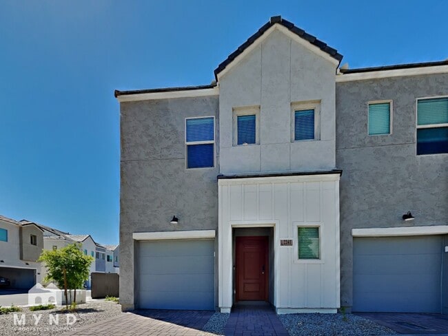 property at 2241 W Echo Ln