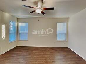 188 Pebble Creek Run in New Braunfels, TX - Building Photo - Building Photo