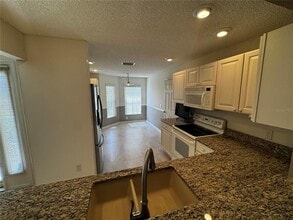 8063 SE 171st McAlpin St in the Villages, FL - Building Photo - Building Photo