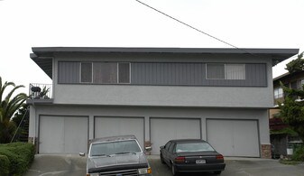 16318 Maubert Ave in San Leandro, CA - Building Photo