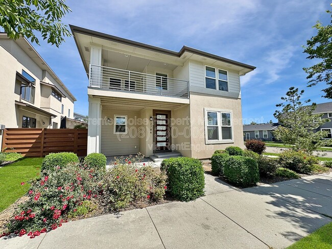 property at 2784 S Trailwood Way