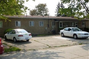 32665 Menominee St, Unit 32667 in Westland, MI - Foto de edificio - Building Photo