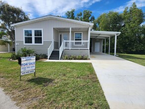 168 Eland Dr in North Fort Myers, FL - Building Photo - Building Photo