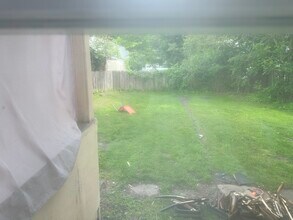 24 Market St, Unit 1 in Ellenville, NY - Building Photo - Building Photo