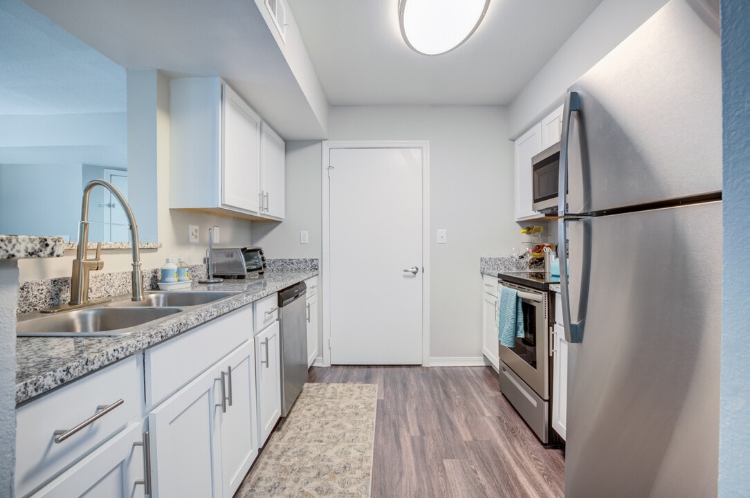 Abaco Key in Orlando, FL - Building Photo