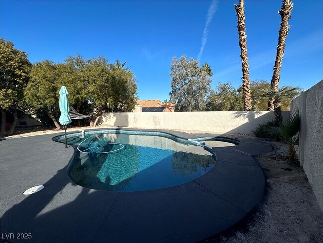 property at 2 Ranger Ct