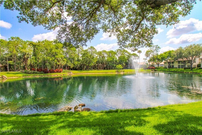 5632 Whisperwood Blvd in Naples, FL - Building Photo - Building Photo