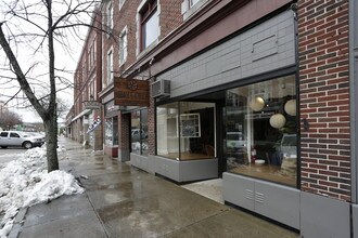 622-634 Main St in Laconia, NH - Building Photo - Building Photo