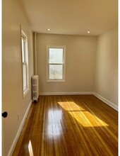 82 Whitfield St, Unit 1 in Boston, MA - Building Photo - Building Photo