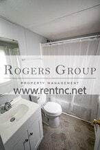 15 Freedom Ln in Henderson, NC - Building Photo - Building Photo