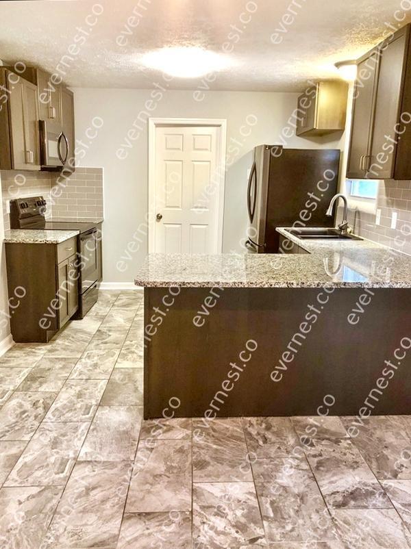 783 Summer Hill Ln in La Vergne, TN - Building Photo - Building Photo