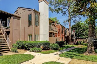 1201 Bering Dr in Houston, TX - Building Photo