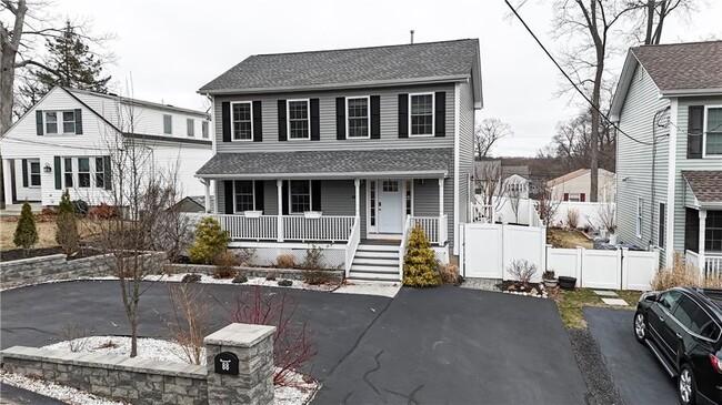 88 Phillip Ave in Cumberland, RI - Building Photo - Building Photo