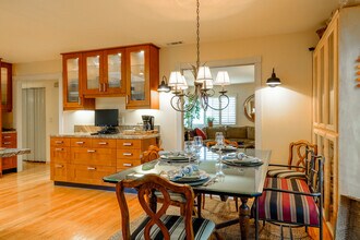 5495 El Arbol Dr in Carlsbad, CA - Building Photo - Building Photo