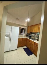 3648 NW 83rd Ln in Sunrise, FL - Building Photo - Building Photo