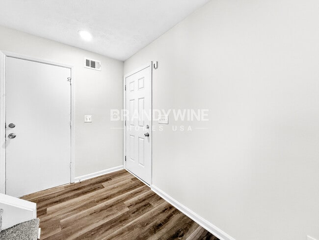 1096 Brandon Hill Way in Jonesboro, GA - Building Photo - Building Photo