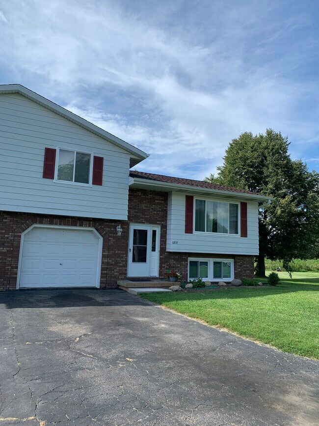 property at 6859 Sunset Meadow Dr